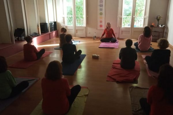yoga-tortosa-clases-curso